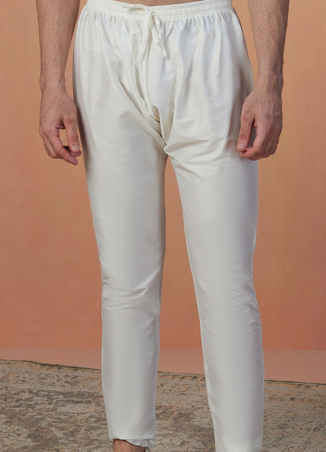 White Self Design Kurta Pajama image number 3
